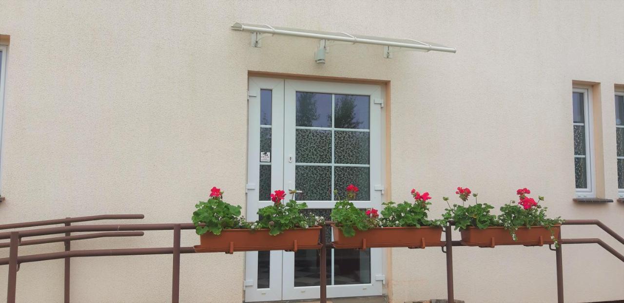 Pokoje Goscinne Neptunia Rusinowo  Exterior photo